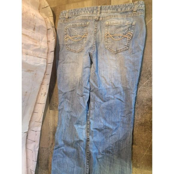 Mossimo Supply Co bootcut women's light wash 13r jeans pants - Picture 6 of 7